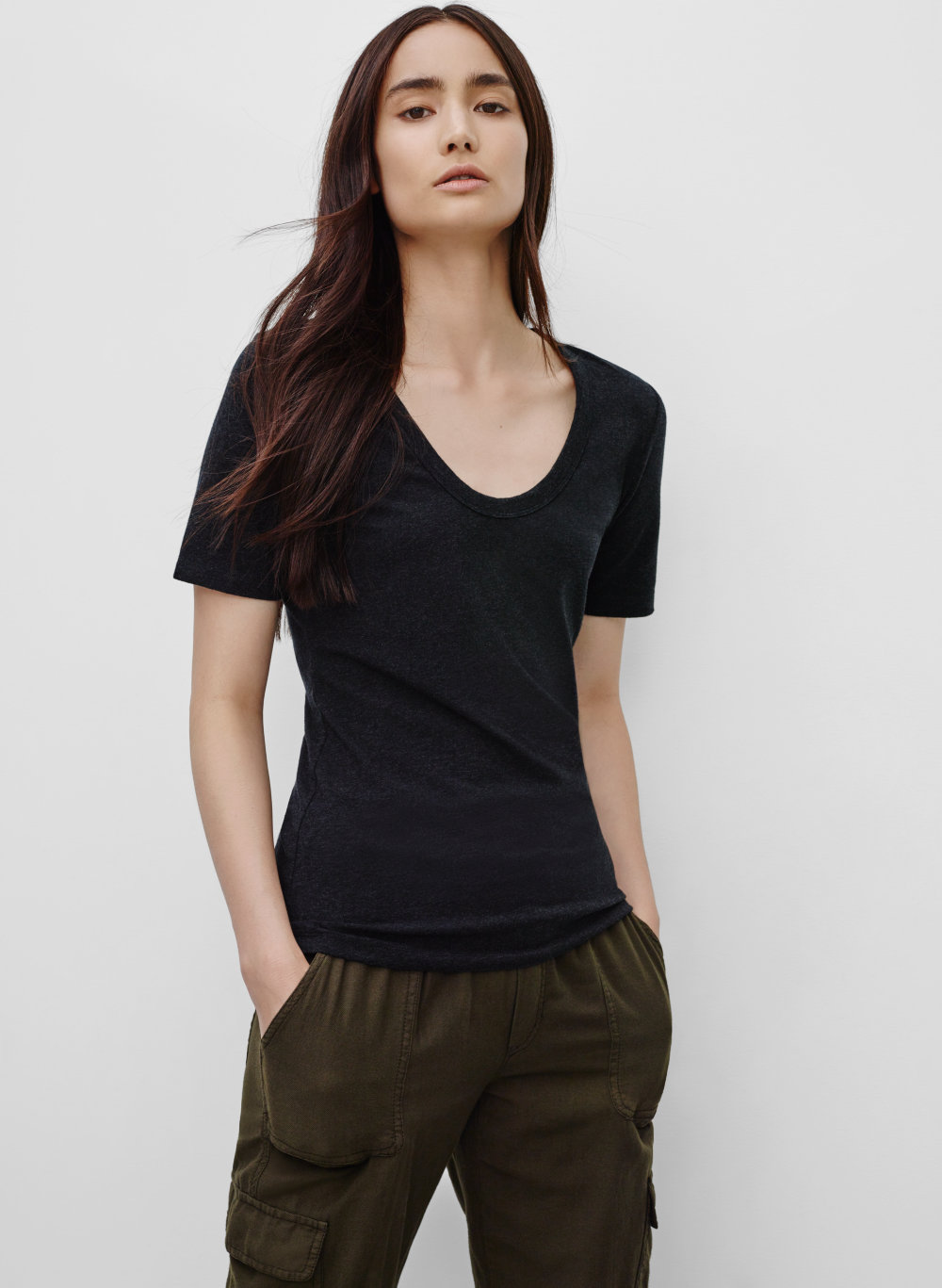 aritzia laid back t shirt