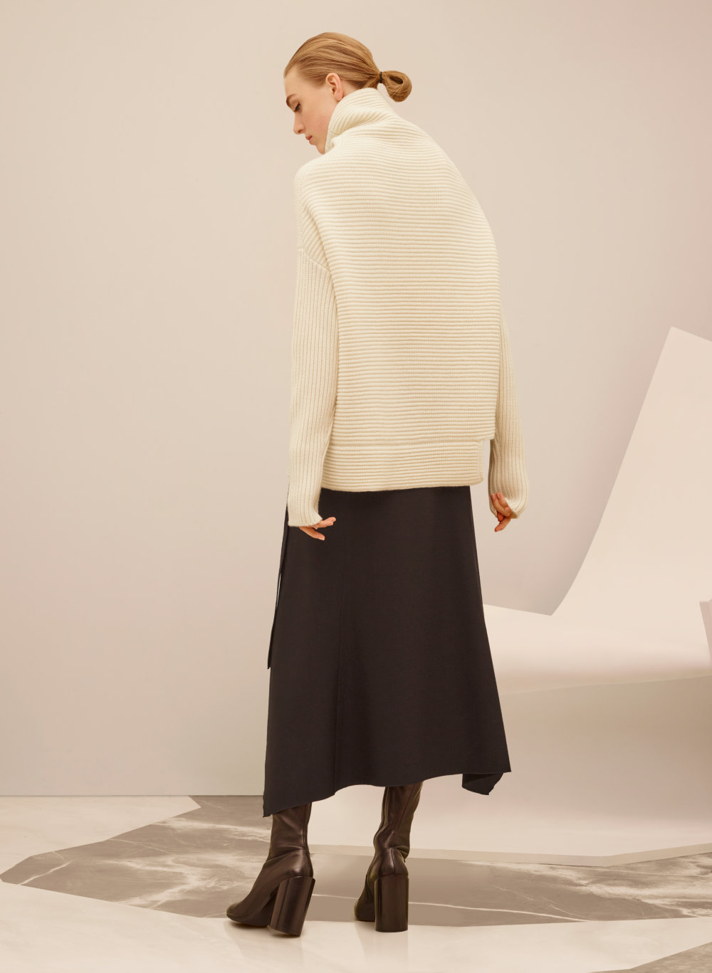 mika sweater aritzia