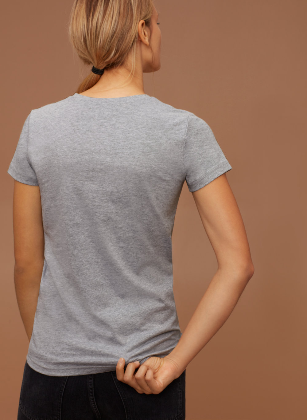 aritzia vince t shirt