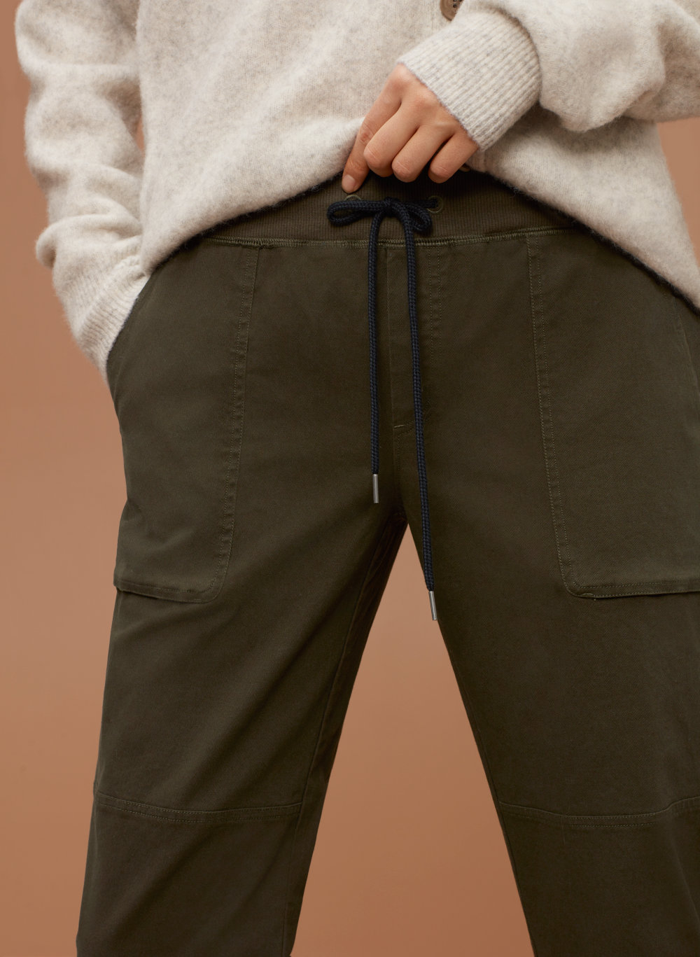 aritzia community joggers