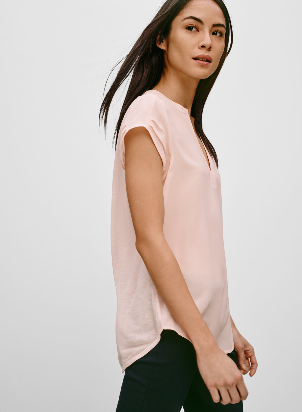 aritzia babaton t shirt