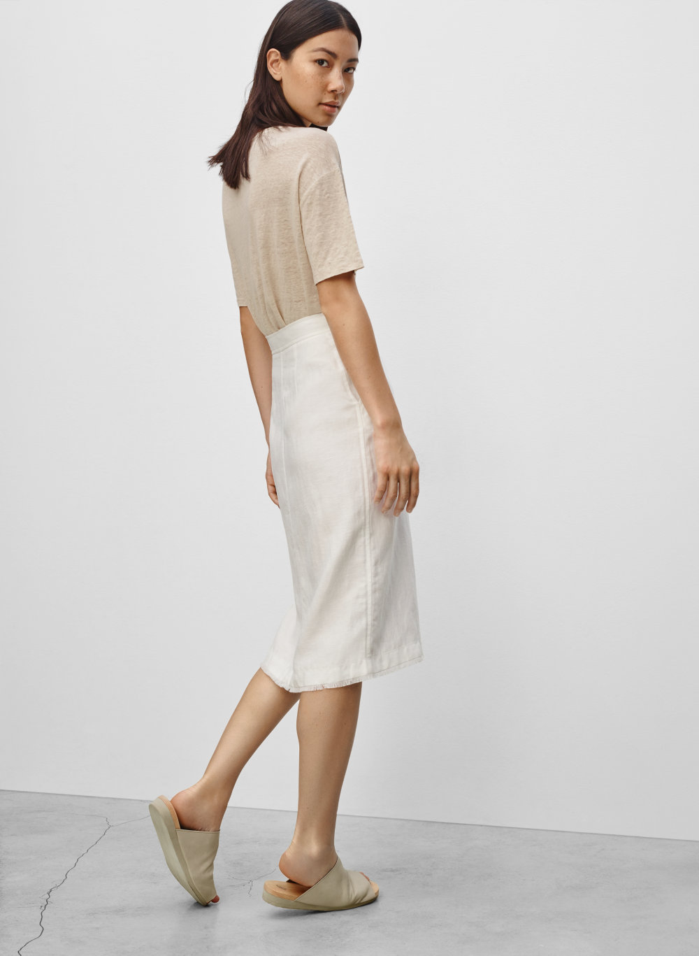 aritzia t shirt dress