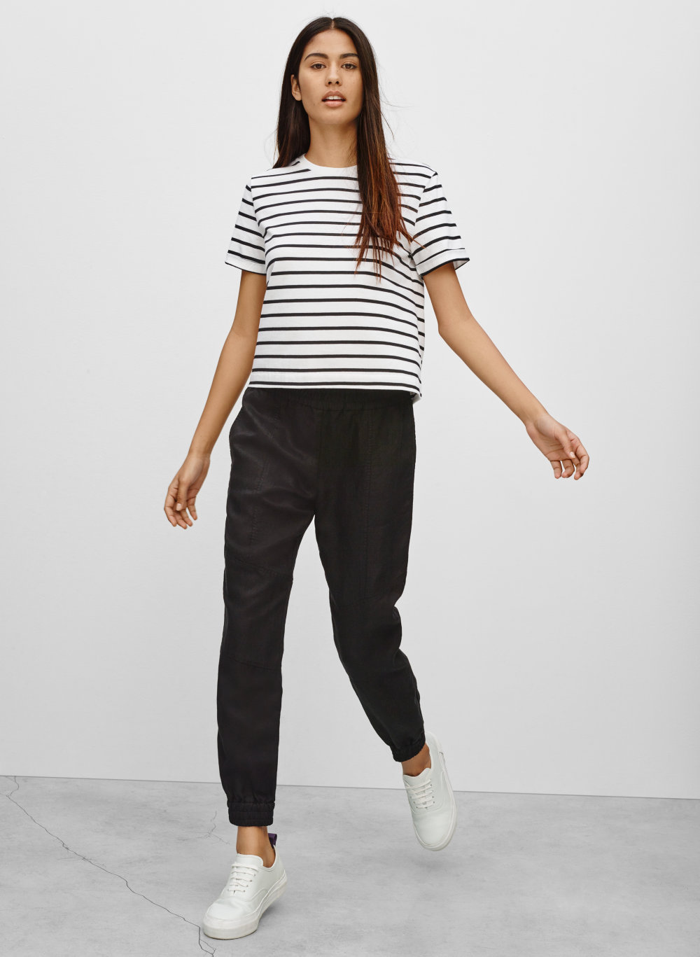 aritzia community joggers