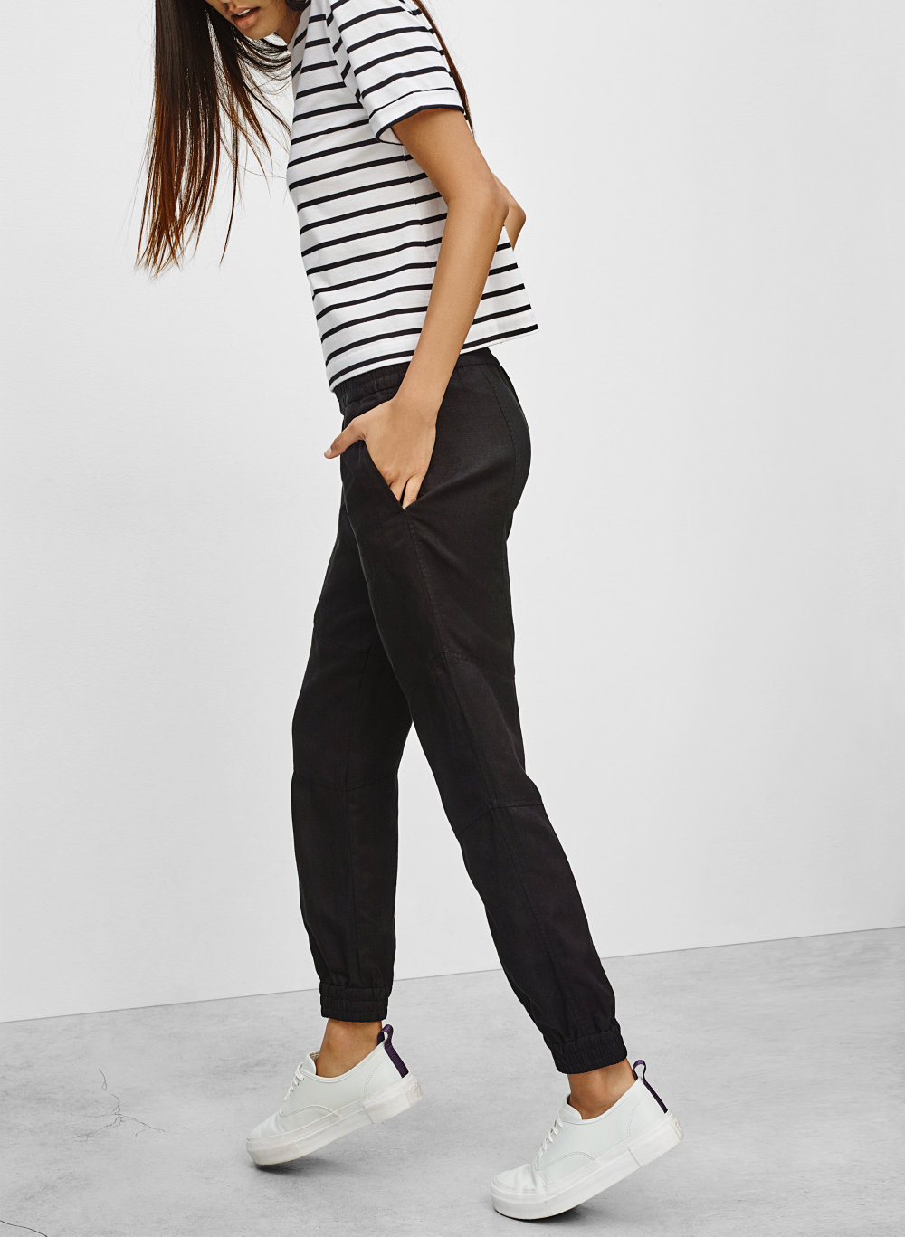 aritzia community joggers