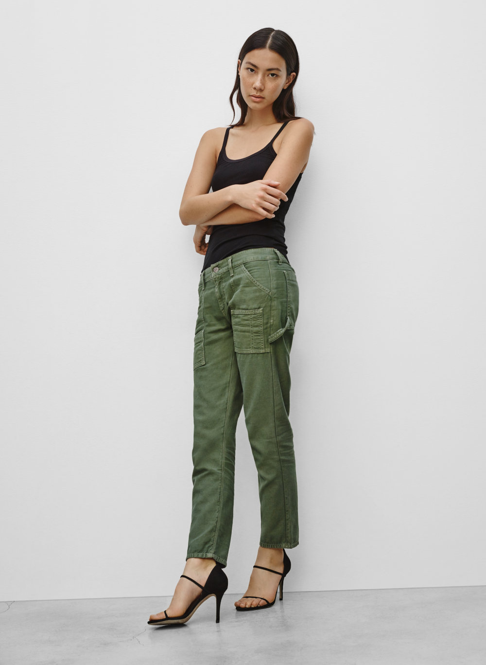 aritzia cargo sweats