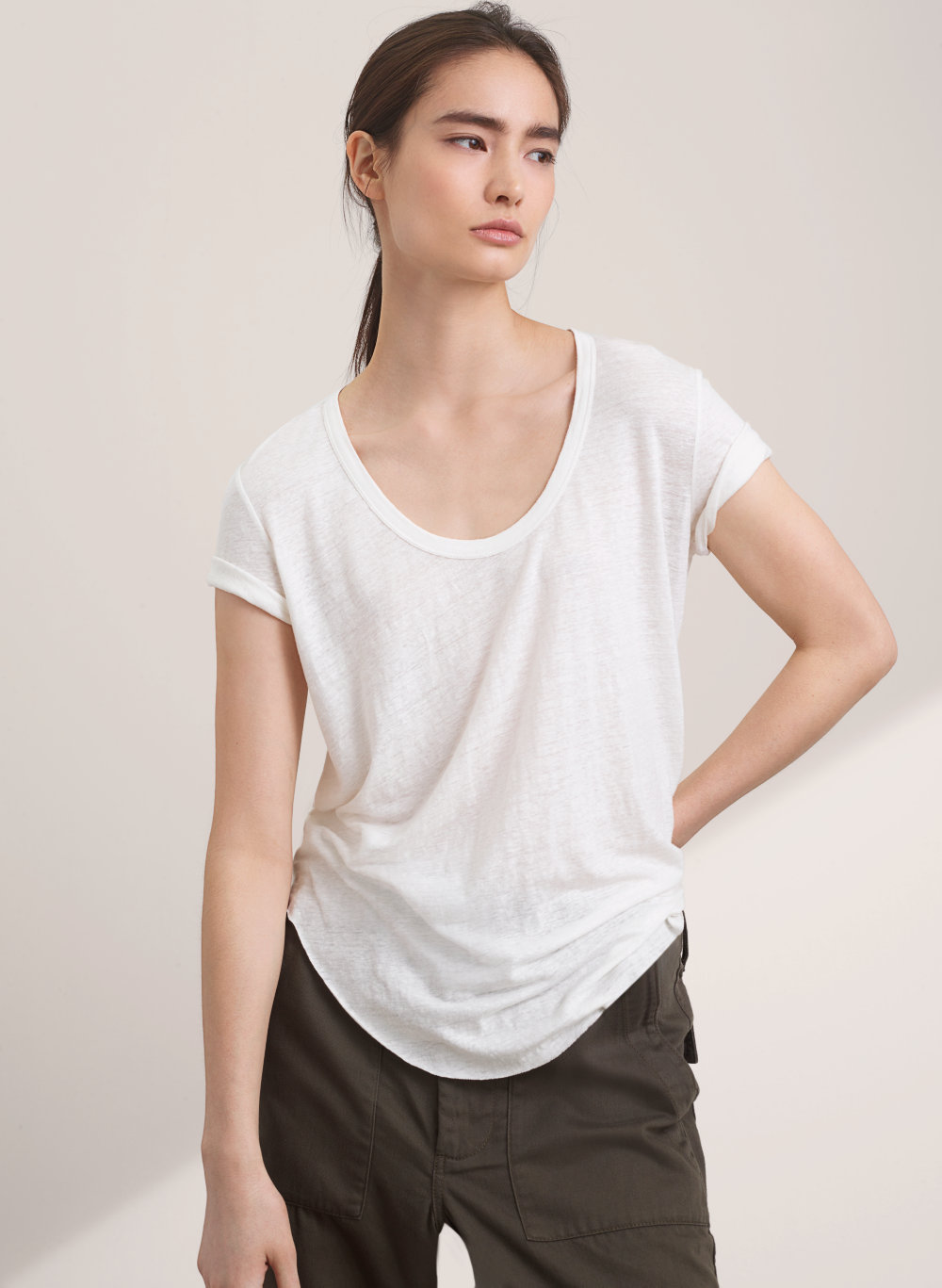 aritzia go to t shirt
