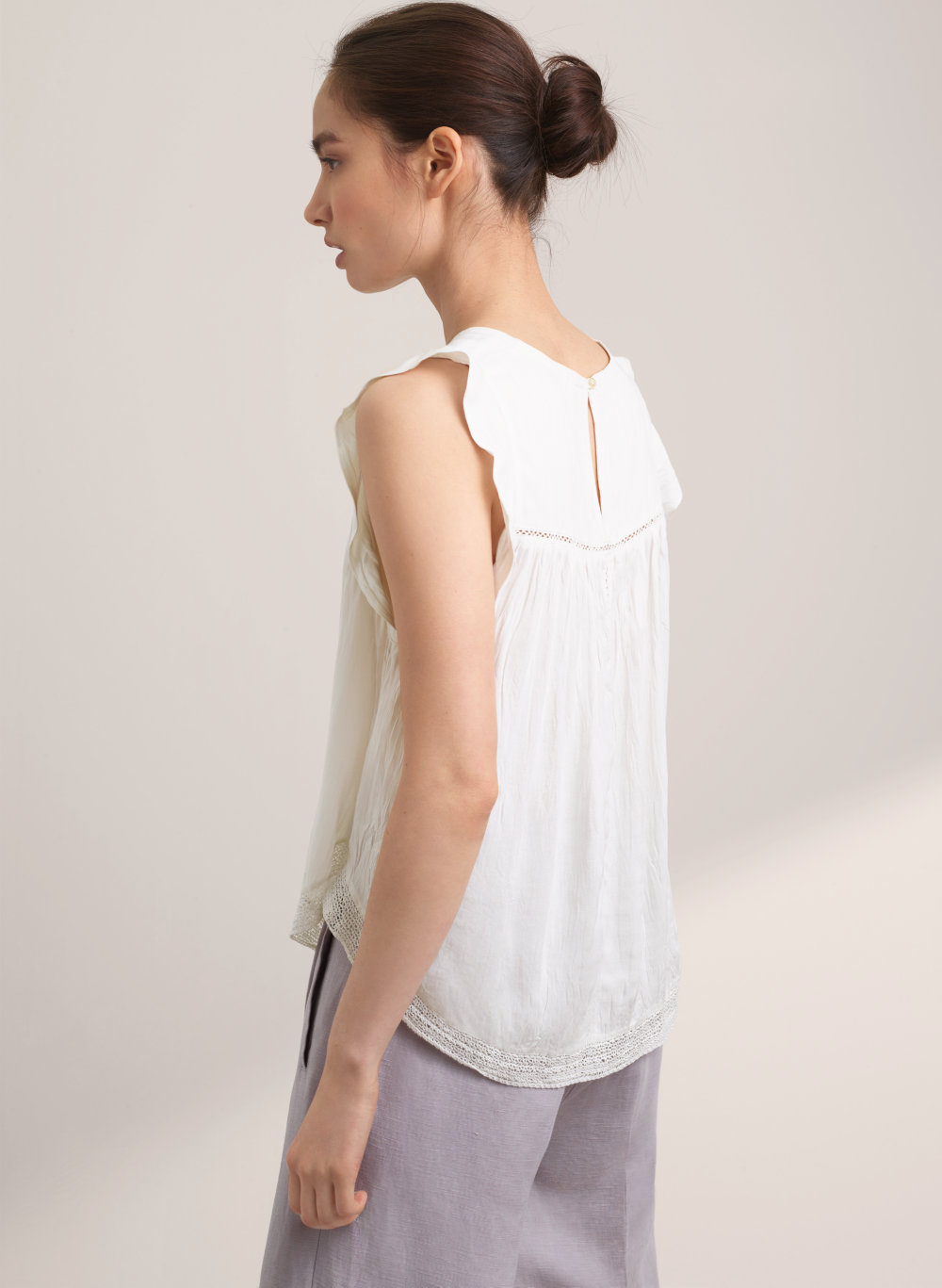 aritzia pelli blouse