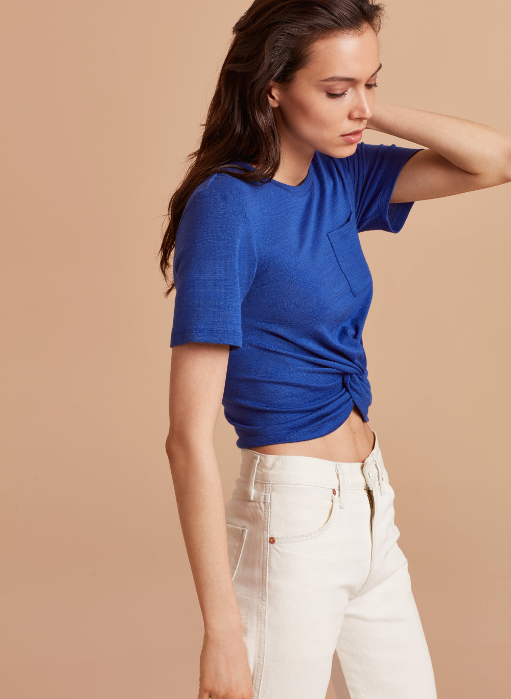 aritzia subah t shirt