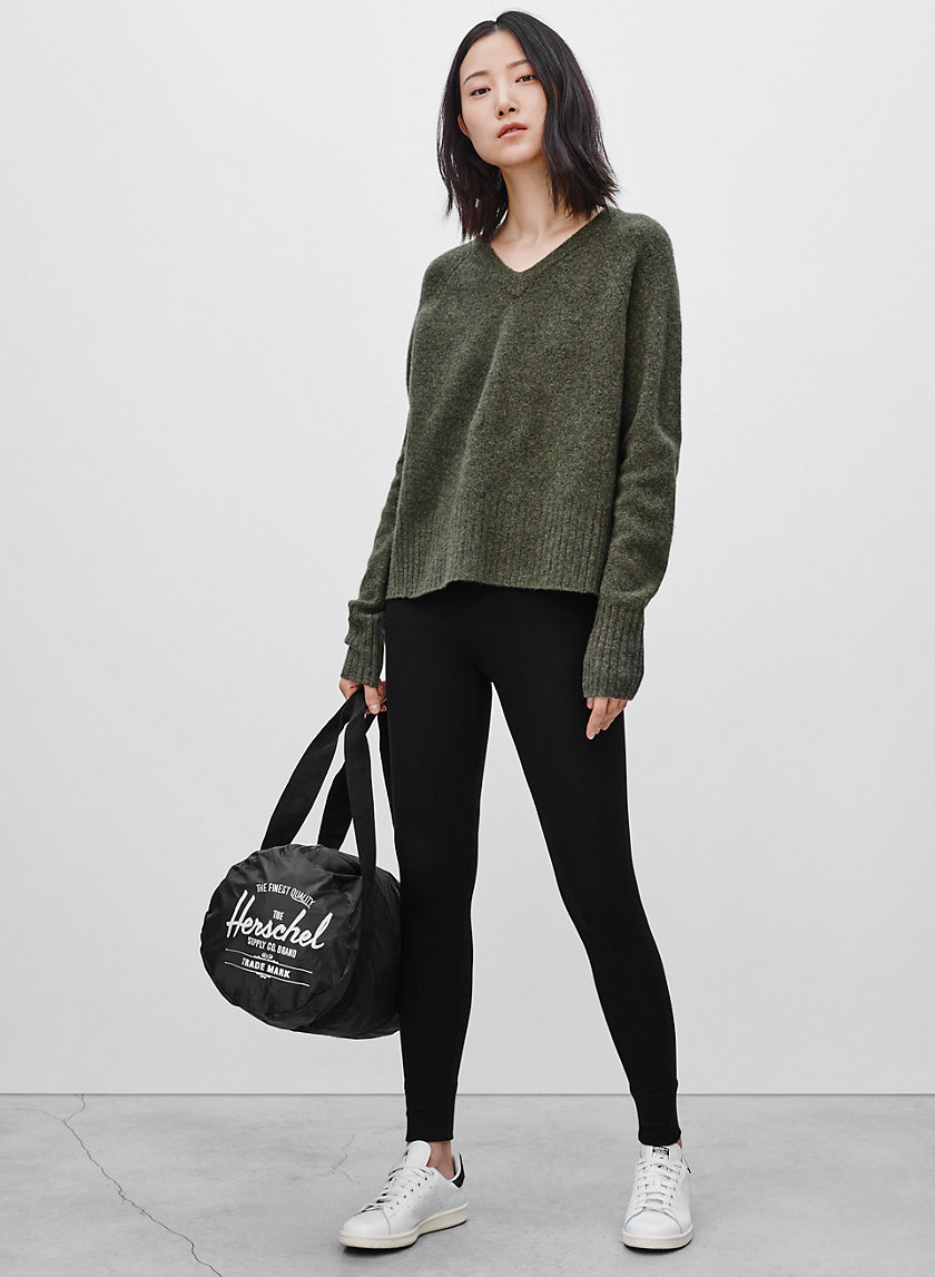 aritzia supply cargo