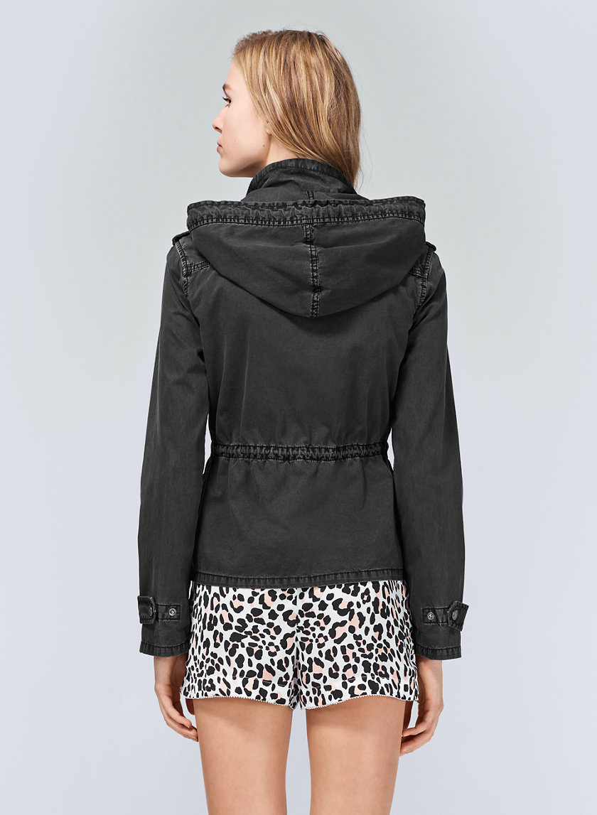 TROOP JACKET