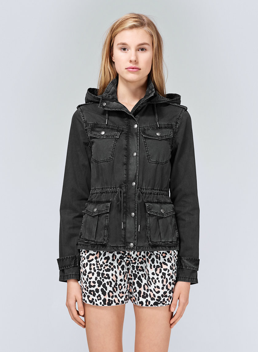 TROOP JACKET