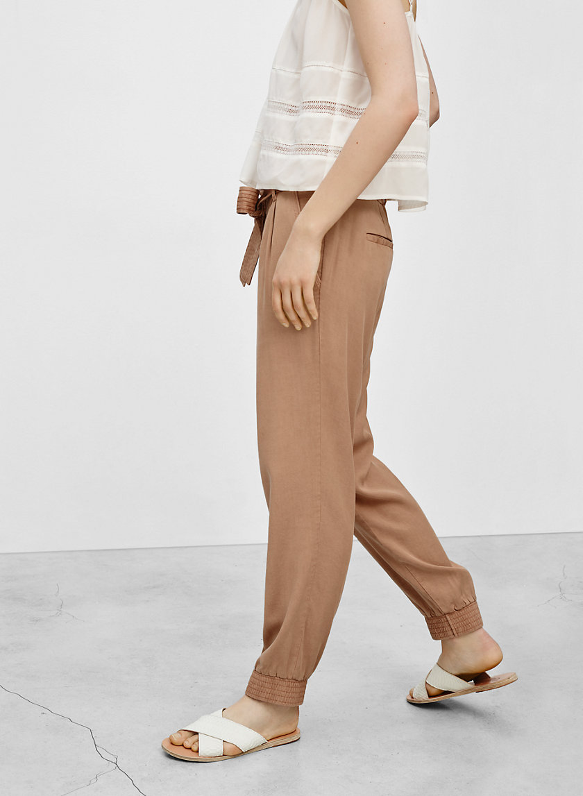 aritzia effortless trouser