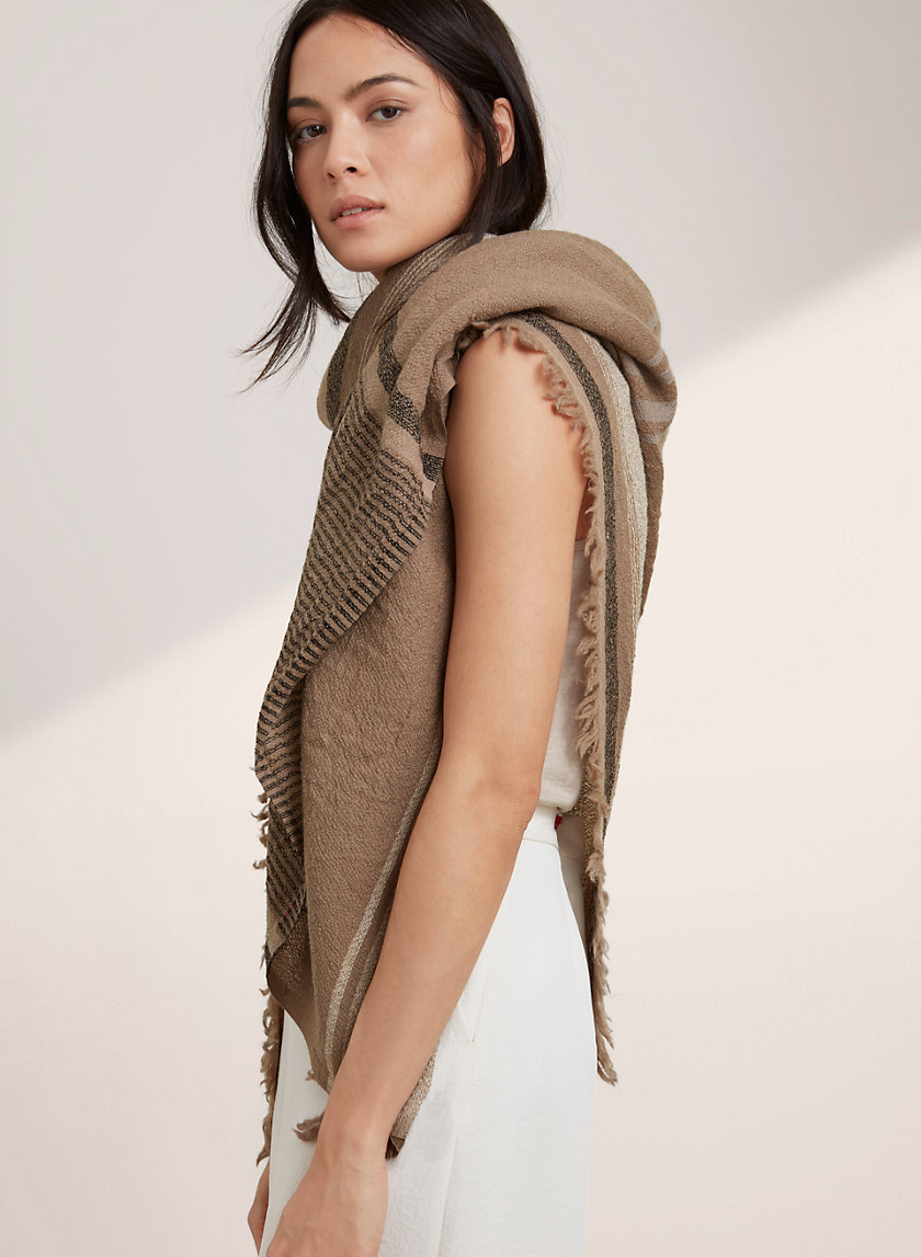 Community AESARA SCARF Aritzia