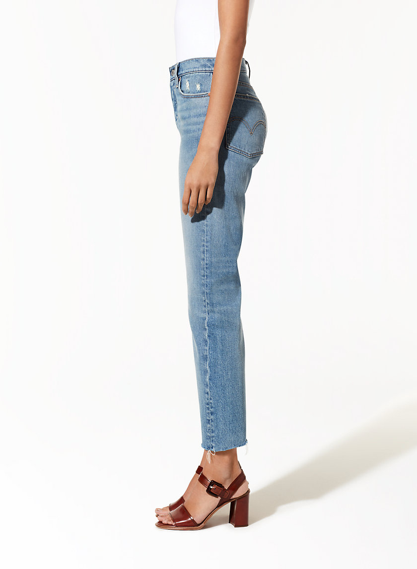 aritzia levi's wedgie straight