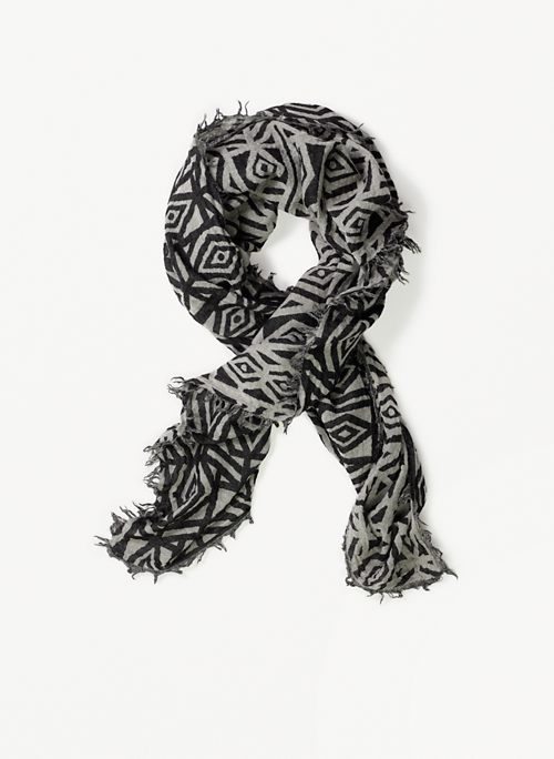 COQUETTE SCARF