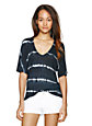 une femme libre shirt