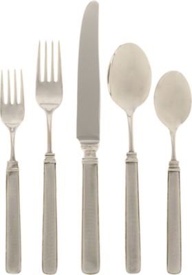 Match Gabriela Flatware