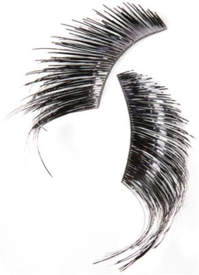 Beauty Is Life - Coming Out Lashes