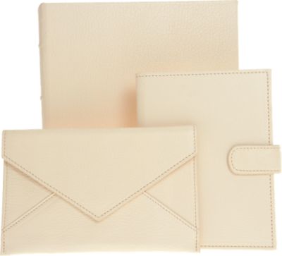 Barneys New York Cream Photo Set