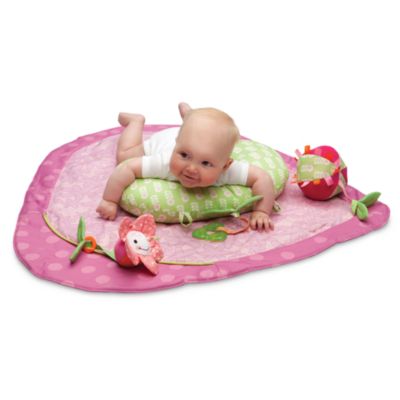 the tummy time mat