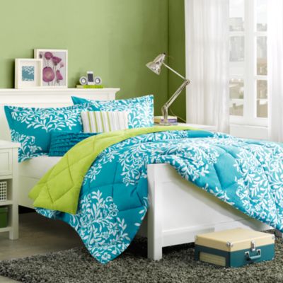 Cozy SoftÂ® Folklore Reversible Twin/Twin XL Comforter Set