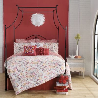 Anthology&trade; Zenya Reversible Comforter and Sham Set