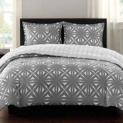 Echo Designâ„¢ Lattice Geo Reversible Full/Queen Comforter Set in Grey