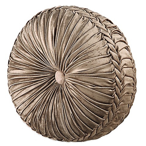 J. Queen New York Woodbury Tufted Round Throw Pillow - Bed Bath & Beyond