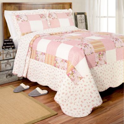 Helena Reversible Quilt Set in Pink/White - Bed Bath & Beyond