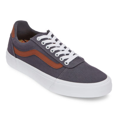 mens skate shoes on sale