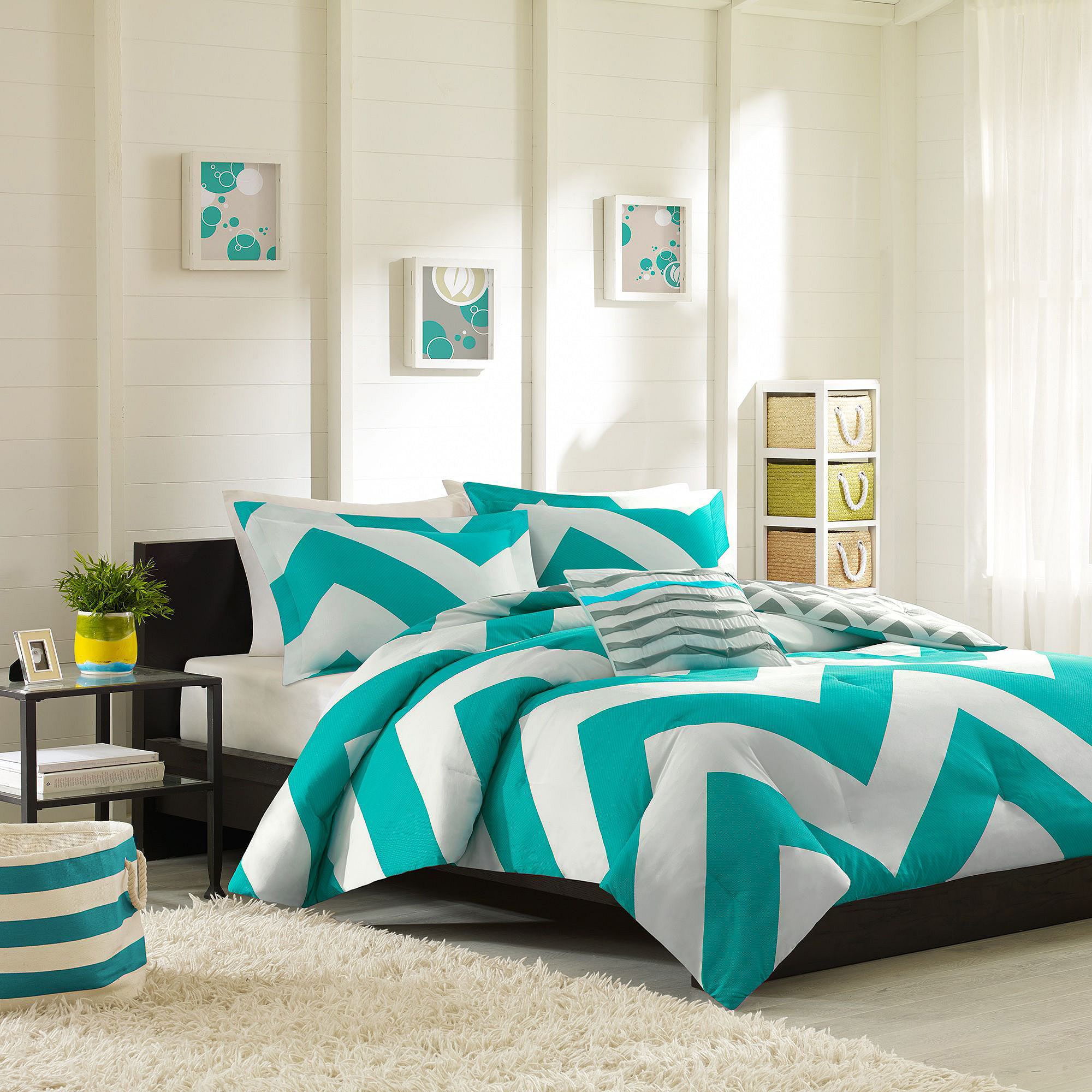 Mi Zone Aries Chevron Comforter Set