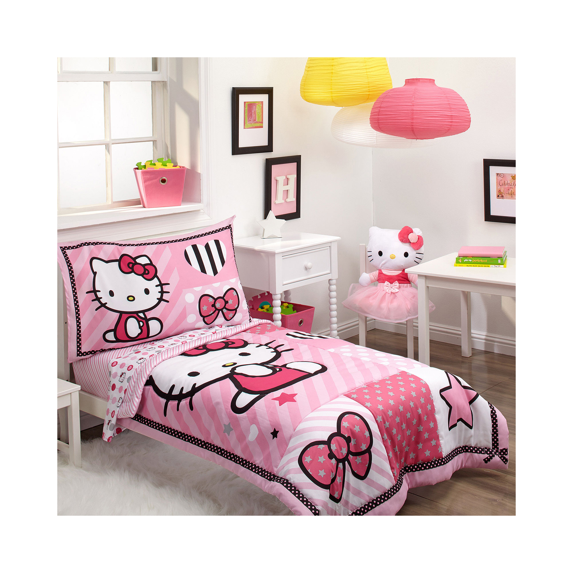 NoJo Sanrio Hello Kitty Sweet Heart 4-pc. Toddler Bedding Set