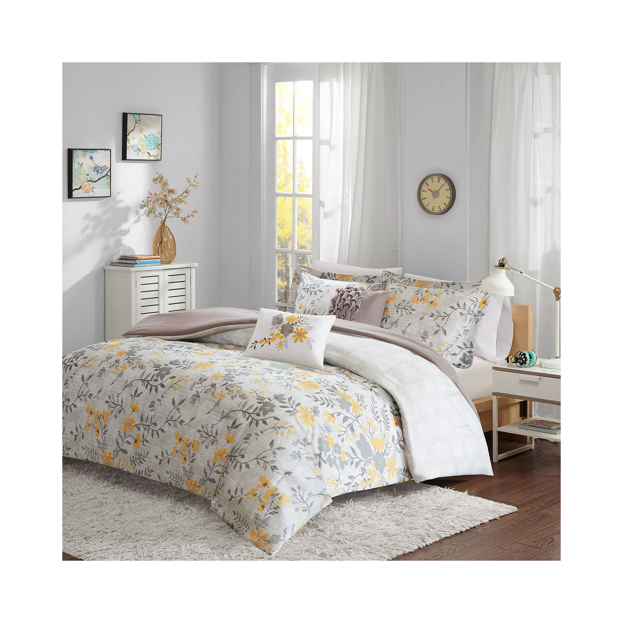 Intelligent Design Lucy Comforter Set