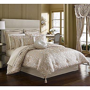 Queen Street® Bernadette Scroll 4-pc. Comforter Set