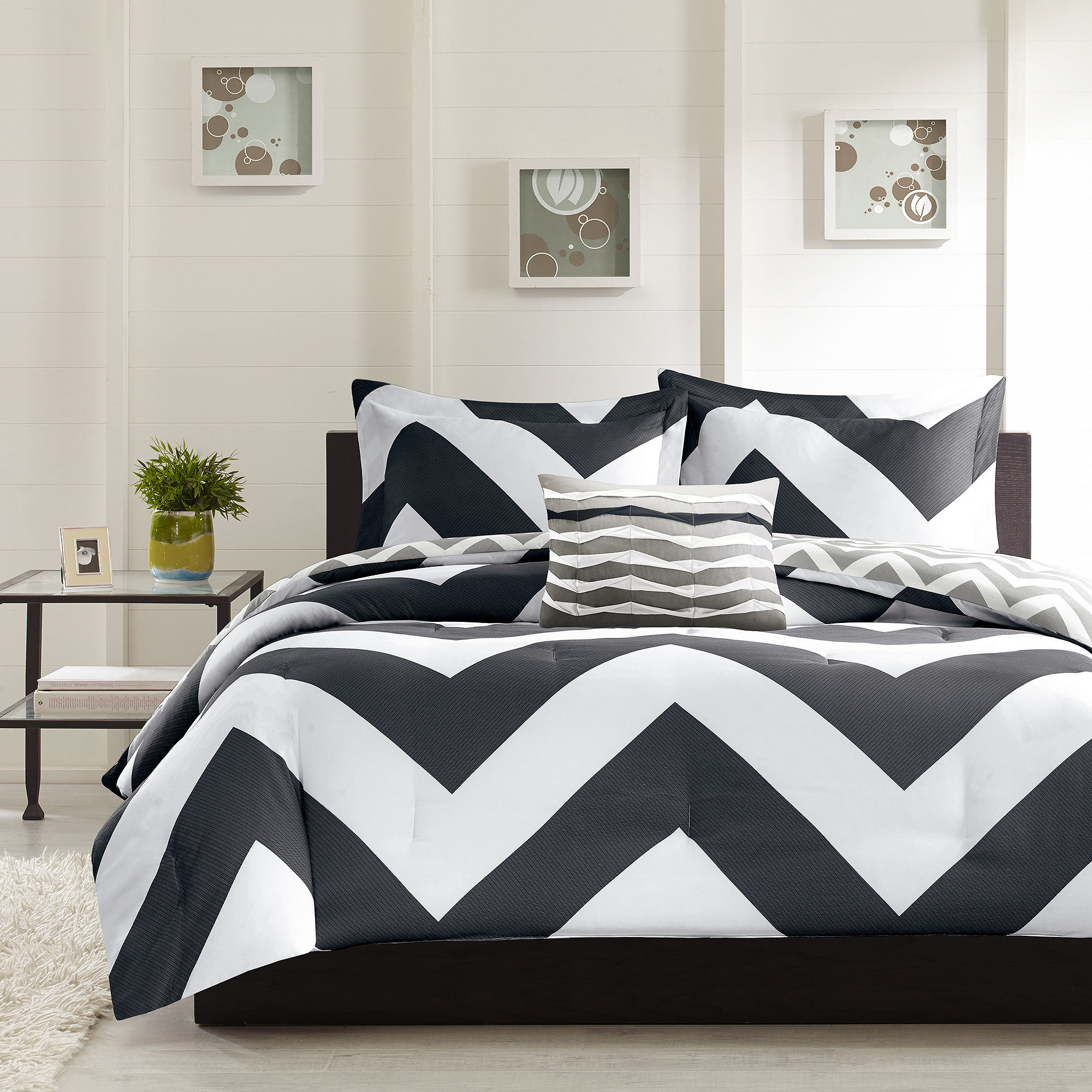 Mi Zone Pisces Reversible Chevron Comforter Set