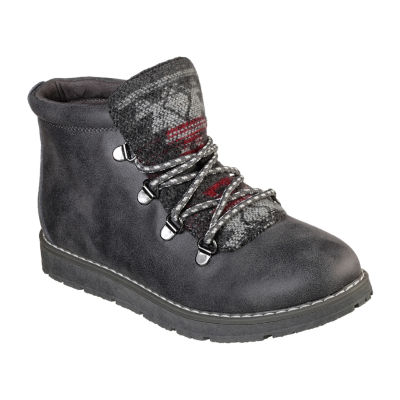 black lace up hiking boots