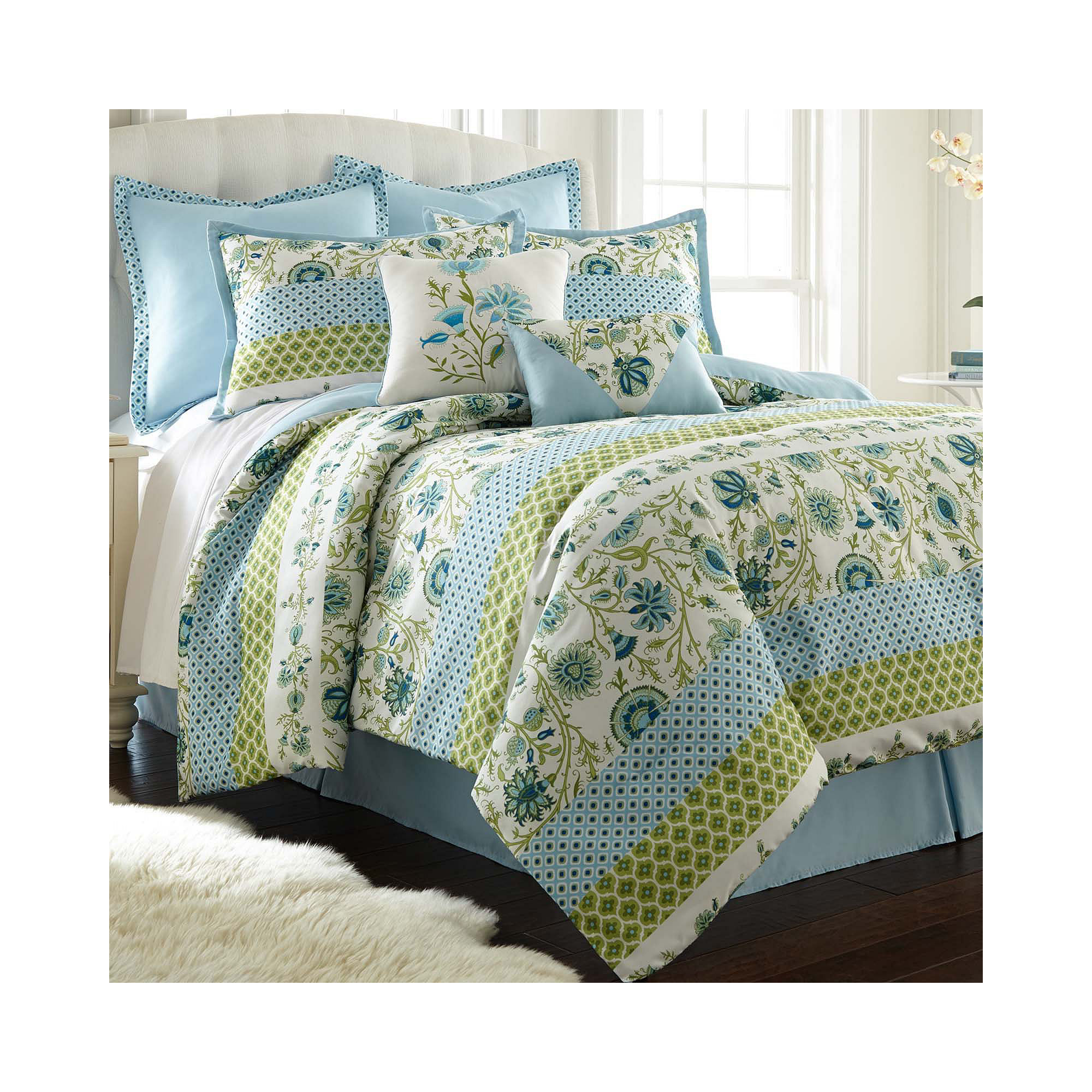 Pacific Coast Textiles Kiana 8-pc. Comforter Set