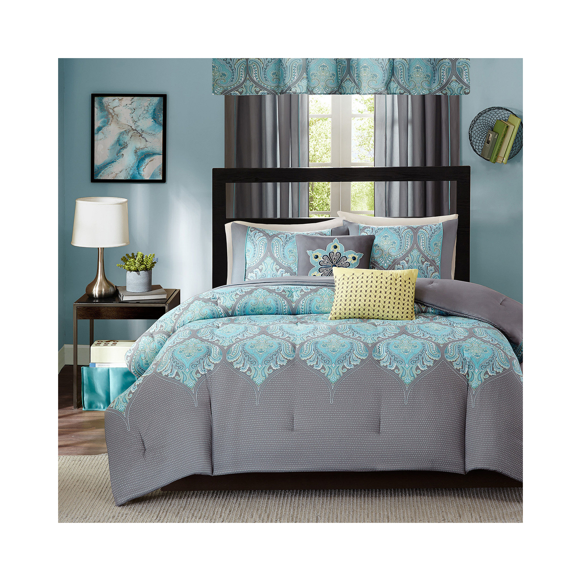 Ideology Aries Comforter Set