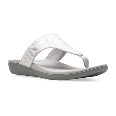 clarks flip flops womens white