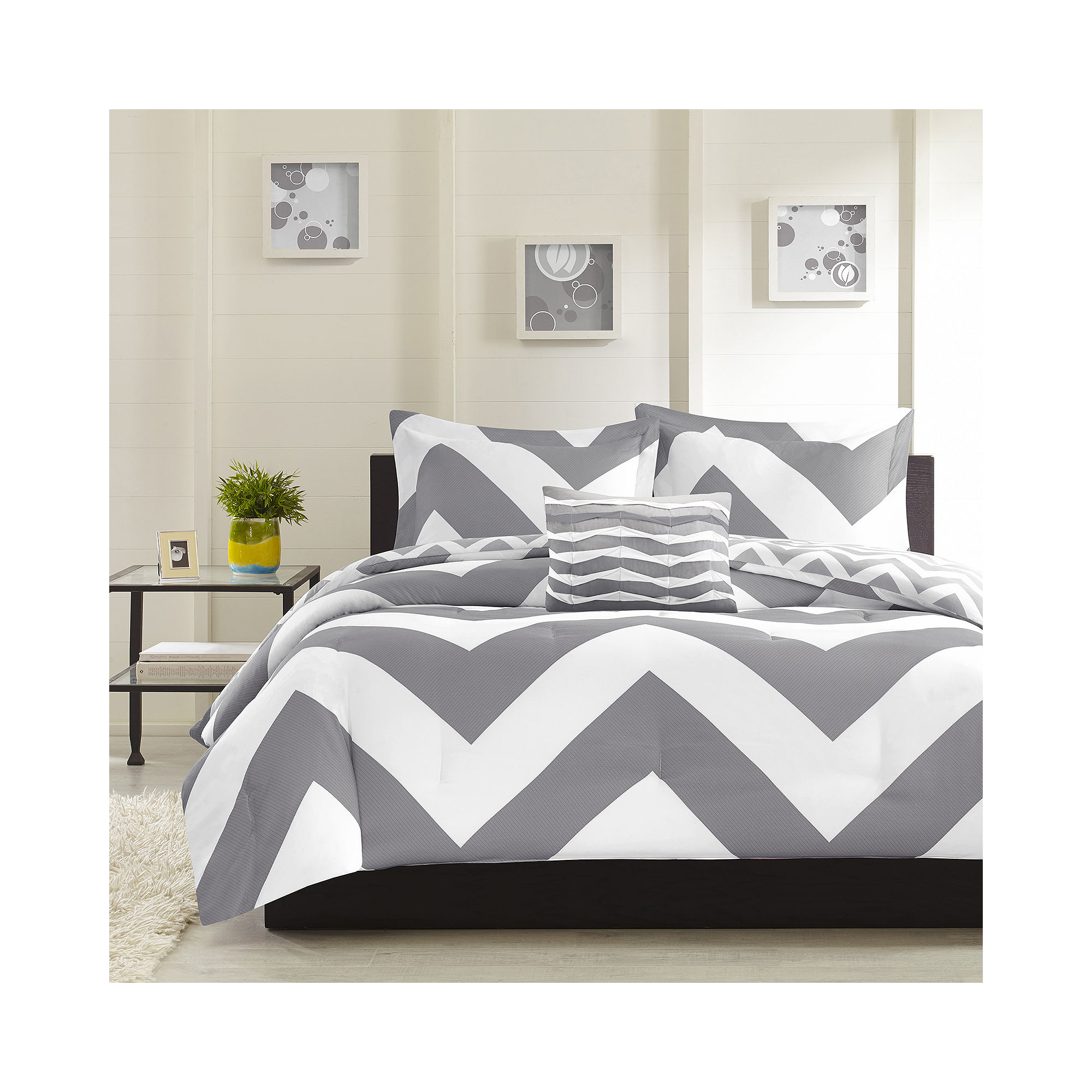 Mi Zone Gemini Chevron Reversible Comforter Set