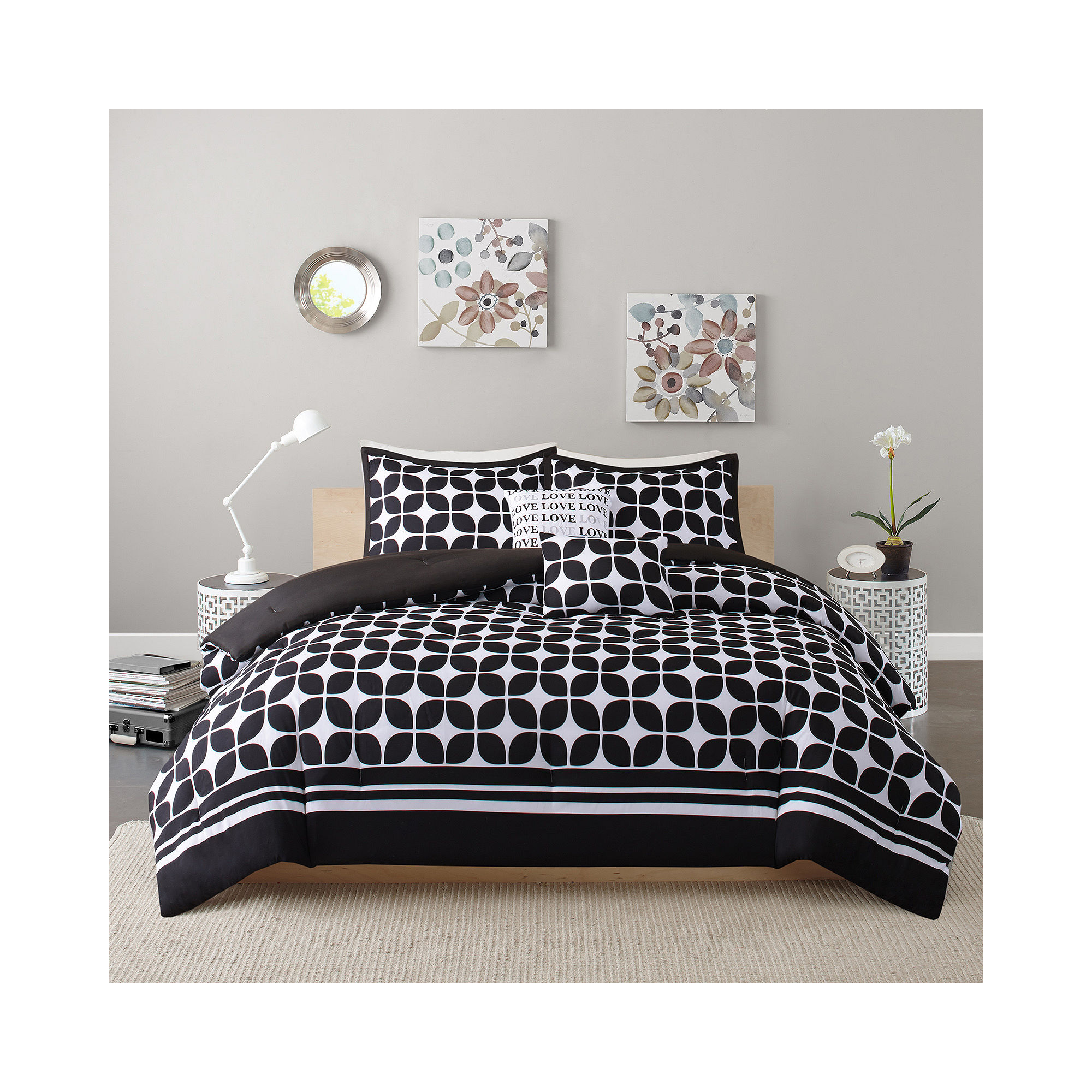 Intelligent Design Jillian Comforter Set