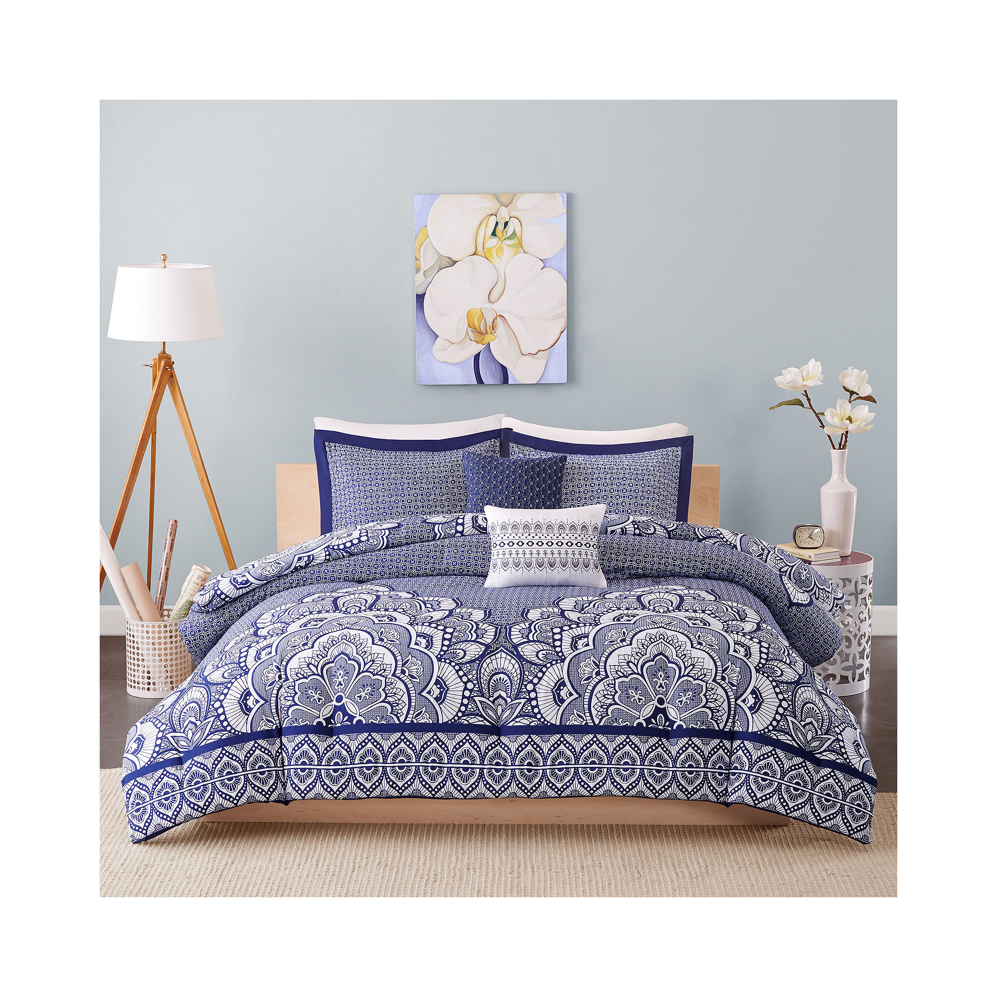 Intelligent Design Simone Comforter Set