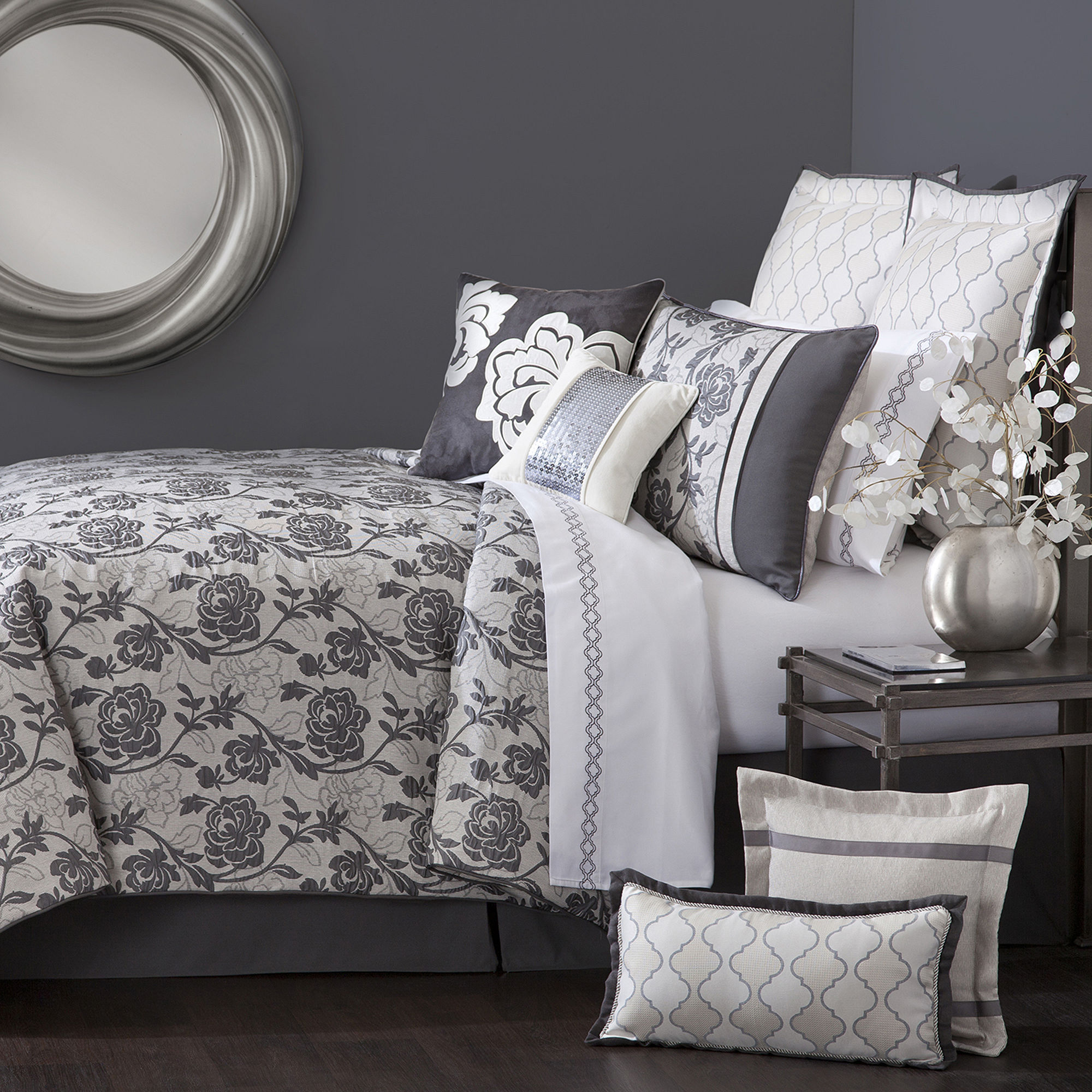 Marquis by Waterford Caitlyn 4-pc. Comforter Set