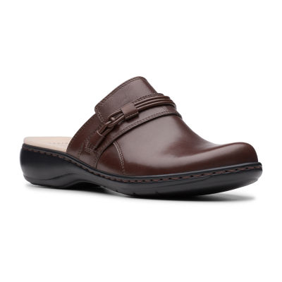 clarks clogs clearance