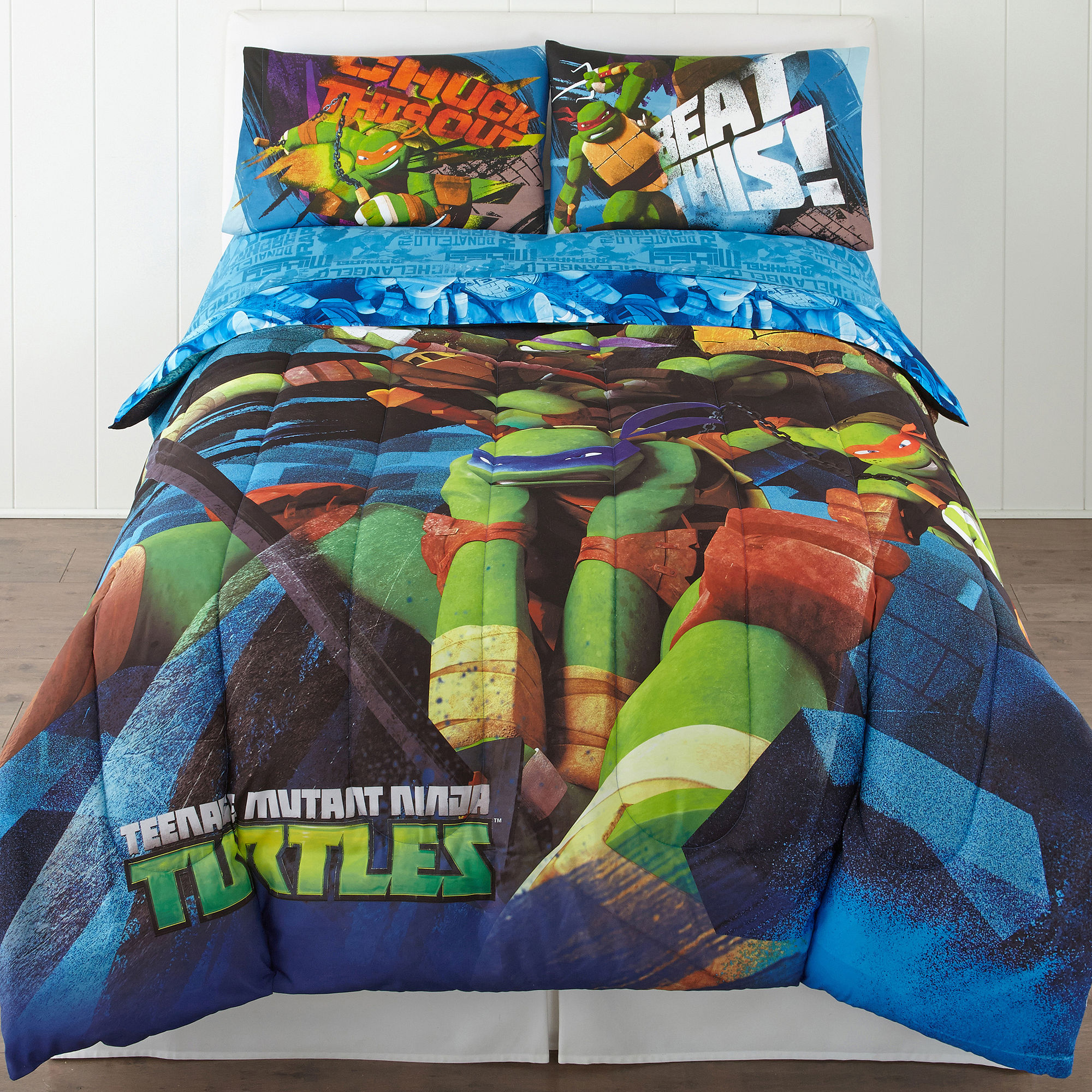 UPC 032281257781 product image for Teenage Mutant Ninja Turtles Heroes Comforter | upcitemdb.com