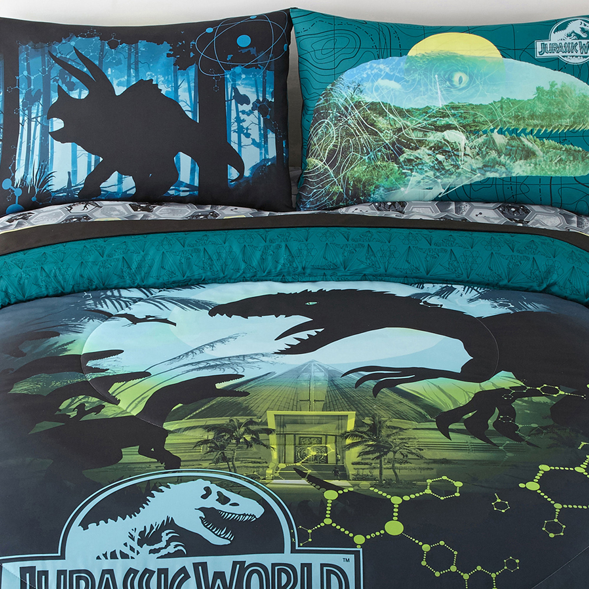 Jurassic World Bedding Set with Sheets