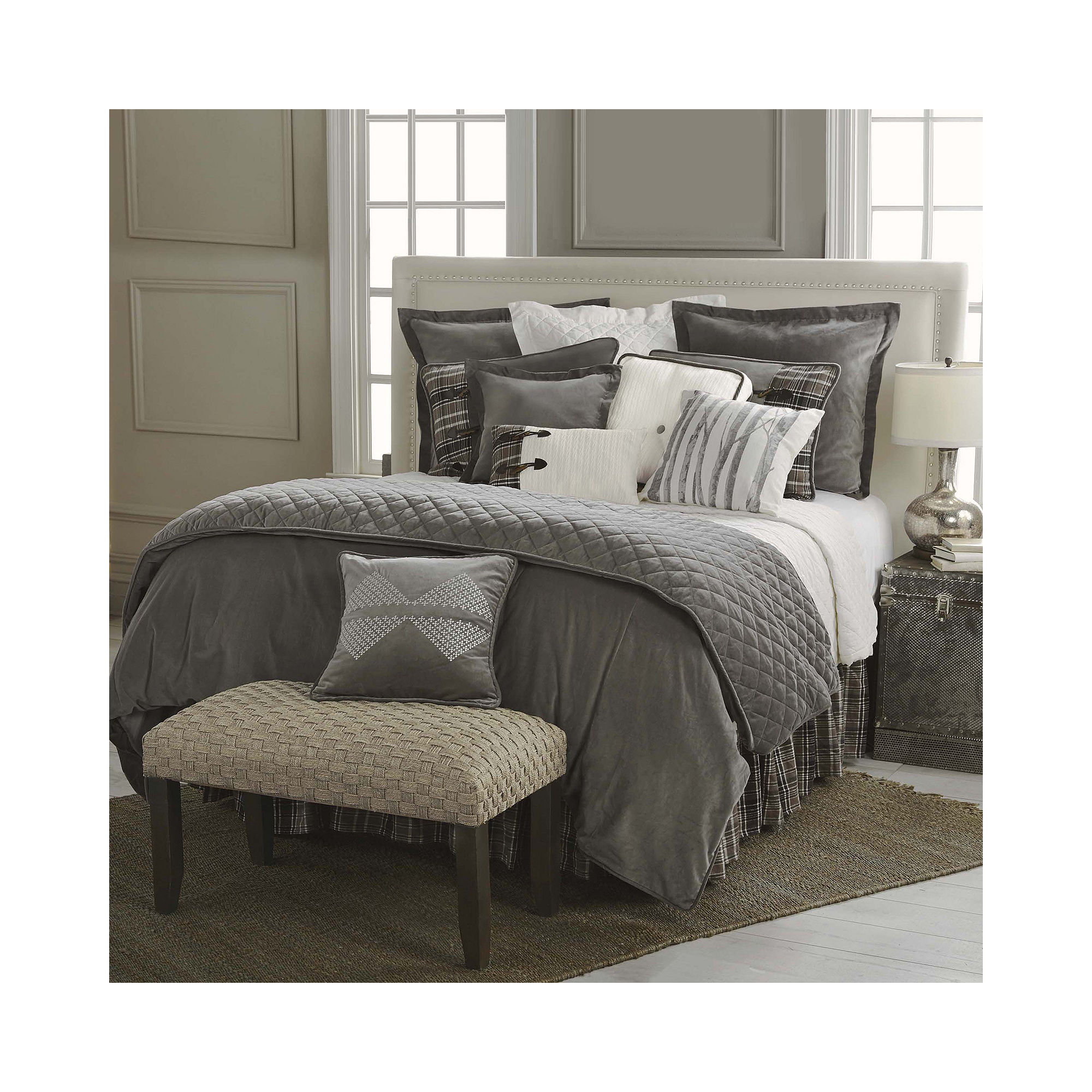 HiEnd Accents Whistler Comforter Set