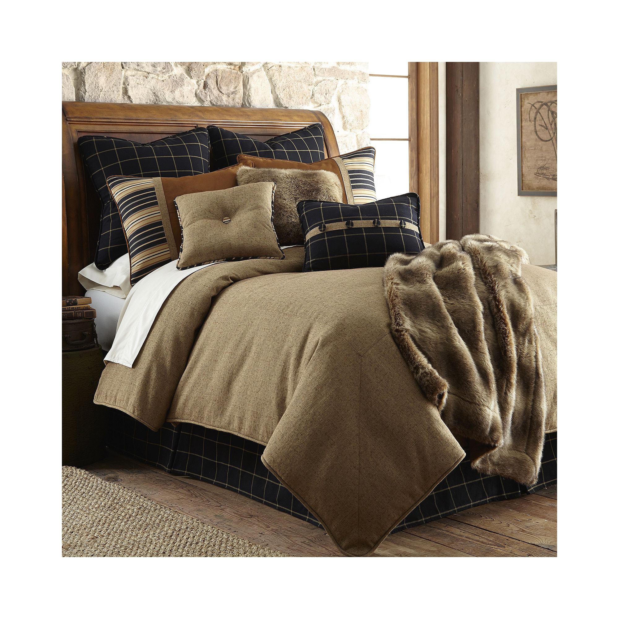 HiEnd Accents Ashbury Comforter Set