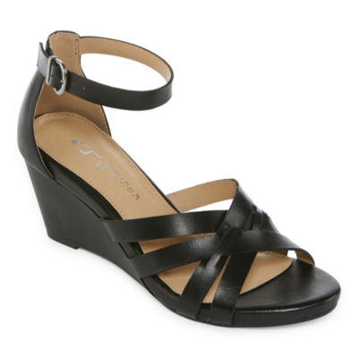women ferragamo sandals