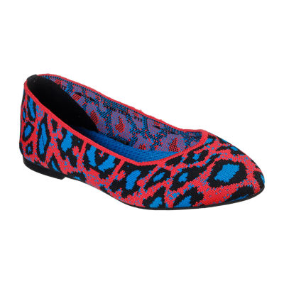 skechers pointed toe flats